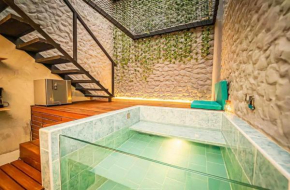 Lleras Park Apartment l Private Jacuzzi l Guest friendly